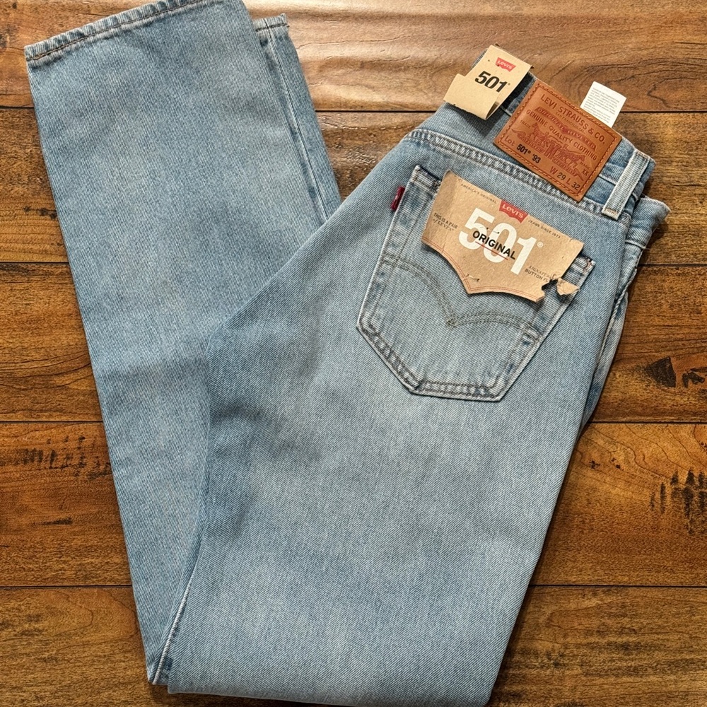 501 93’ levis jeans
